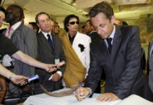 Révélation accablante? L’affaire, actuellement jugée par la Cour d’appel de Paris, est relancée par le témoignage accablant de Claude Guéant. L’ancien bras droit de Nicolas Sarkozy, absent du procès pour des raisons de santé,