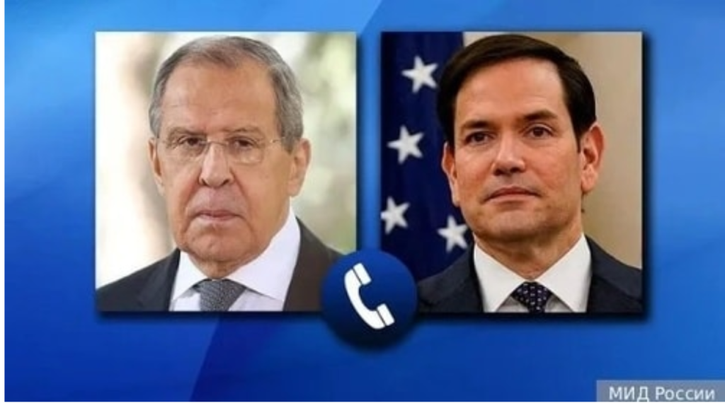 LAVROV/RUBIO ☎️🗣️ C'est tendu 🔥🙆♂️ 🛑Proposition de cessez-le-feu : 🇷🇺« tu m’as trompé une fois fois, honte sur toi. Tu m’as trompé deux fois honte sur moi » 🇺🇲« Camarade Sergueï Viktorovitch Lavrov, nous avons un appel du secrétaire d’État américain Marco Rubio.• 🇷🇺Je vais le prendre, passez-le-moi. 🇺🇲• Bonjour Monsieur le ministre, je vous appelle après la négociation que nous avons menée à Djeddah avec la délégation ukrainienne. Nous nous sommes mis d’accord avec eux pour faire à la Russie la proposition suivante : vous acceptez un cessez-le-feu, une trêve quoi, sur l’ensemble de la ligne de front pour un mois. Nous reprenons toutes les livraisons militaires à l’Ukraine et rétablissons leur accès aux systèmes électroniques satellitaires, d’ISR et de ciblage de leurs frappes. Et dans un mois, on commence les vraies négociations sur un traité de paix. 🇷🇺• Si je comprends bien, cher Monsieur Rubio, alors que nous sommes en train d’écraser l’armée ukrainienne, vous nous proposez de lui donner un répit pour qu’elle puisse souffler, se rééquiper, se réorganiser et être, avec votre soutien, à nouveau d’attaque dans un mois. Vous ne prenez aucun engagement aujourd’hui sur le contenu des négociations et en particulier sur les propositions régulièrement rappelées par Vladimir Poutine. Donc cette proposition de trêve n’engage ni les États-Unis, ni l’Ukraine sur la suite du conflit. Vous connaissez Monsieur le secrétaire d’État, mon souhait de toujours respecter les usages en gardant aux rapports diplomatiques la courtoisie nécessaire. Mais là, je vais me permettre une familiarité en vous demandant si vous n’êtes pas en train de vous foutre de ma gueule ? 🇺🇲• Ah oui mais non, pas du tout ! C’est bien une proposition de paix que nous formulons. Il ne s’agit pas dans notre esprit de permettre à l’Ukraine de récupérer pour éventuellement reprendre les hostilités. J’ai l’impression que vous n’avez pas confiance. En tout cas, désormais dans le processus de paix que nous avons initié, « la balle est dans votre camp ». 🇷🇺• « La balle est dans votre camp », pour une offre de cessez-le-feu c’est amusant. Permettez-moi cependant de vous rappeler que dans notre arsenal nous avons autres choses que des balles. Malheureusement je regrette, mais votre proposition n’en est pas une. Tout d’abord le fait que tous les excités bellicistes européens qui nous déclarent la guerre à longueur de communiqué, d’émissions et des colonnes, la reprennent mot pour mot, vous en conviendrez, n’est pas très bon signe. Ensuite, vous parlez de confiance. Bizarrement, Monsieur le secrétaire d’État, nous ne vous en faisons aucune. 🇷🇺Voyez-vous, le conflit n’a pas commencé le 24 février 2022. Son début peut être fixé au mois de février 2014 avec le coup d’État organisé et financé en Ukraine par les États-Unis. Une partie de la population ukrainienne n’a pas accepté ce renversement brutal d’un gouvernement légitimement élu. Les nouvelles autorités installées par Victoria Nuland ont utilisé des unités paramilitaires néonazies pour mener une répression féroce qui s’est transformée en guerre. En août 2014 l’armée ukrainienne avait investi la ville d'Ilovaïsk où elle fut écrasée par les troupes séparatistes. Première tentative pour trouver une solution à la demande du pouvoir de Kiev qui aboutit aux accords de Minsk-1, immédiatement violés. Les hostilités reprirent et en février 2015 bis répétita, à Debaltsevo, avec une même défaite sanglante pour l’AFU. Même tentative de solution avec Minsk 2, même violation immédiate par Porochenko, réactivation par Zelensky après son élection, même duplicité. Les dirigeants français et allemands de l’époque reconnaissent aujourd’hui qu’ils n’ont jamais eu l’intention de les faire appliquer, et le petit excité de président français a démontré, qu’il ne les avait simplement jamais lus (!!!). 🇷🇺En 2022 avec des garanties françaises et allemandes les Russes ont évacué les environs de Kiev qu’ils occupaient pour permettre la mise en œuvre du traité de paix négocié et rédigé entre la Russie et l’Ukraine. Résultat, une balle dans la tête du négociateur ukrainien par les néonazis, rupture de l’accord sur injonction de Biden et reprise de la guerre. Et maintenant, Monsieur le secrétaire d’État, alors que le corps expéditionnaire ukrainien à Koursk est en train de s’effondrer, vous me proposez un accord qui n’en est pas un. Et de vous faire confiance encore une fois ? Alors cher Monsieur Rubio, je vais m’autoriser quelques distances avec la civilité diplomatique, en vous rappelant une maxime paraît-il d’origine anglaise : « fool me once, shame on you. Fool me twice, shame on me ». Que l’on peut traduire en langage des rues par : « tu m’as niqué une fois, honte sur toi. Tu m’as niqué deux fois, honte sur moi ». 🇷🇺Si l’on compte depuis l’élargissement de l’OTAN, le nombre de cocufiages que nous avons subis, a quand même sévèrement entamé notre capital d’amour-propre. C’est terminé, nous entendons le reconstituer. » Ukraine demande un cessez-le-feu à la Russie HERTS commente la négociation entre Ukraine et les États-Unis pour la reprise de l'aide militaire américaine a débouché sur une acceptation d'un cessez-le-feu de Zelensky et de l'Ukraine. Tous les médias occidentaux et particulièrement en France. LCI, france 24 confondent proposition de cesser de feu des ukrainiens et accord de cessez-le-feu. la Russie qui le même jour a subi une attaque massive de plus drones ukrainiens sur tout son territoire n'a pas encore réagi à cette annonce et encore le maitre de kremlin Vladimir Poutine.
