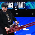 98896589-14764965-image-a-26_1748611528444