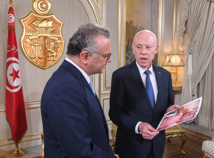 Tunisie : En recevant, le 22 juillet, le conseiller de Donald Trump pour les affaires arabes, du Moyen-Orient et de l’Afrique, Massad Boulos, le président tunisien Kaïs Saïed a choisi de le placer face à l’horreur. Kaïs Saïed confronte l’émissaire de Trump aux visages affamés de Gaza