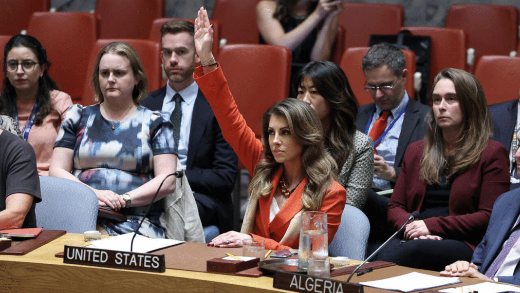 Les États-Unis ont une nouvelle fois bloqué, jeudi 18 septembre, l'adoption par le Conseil de sécurité de l'ONU d'un texte réclamant un cessez-le-feu et l'accès humanitaire à Gaza, provoquant la colère d'États membres qui ne veulent pas renoncer à peser sur ce dossier malgré les veto américains répétés.