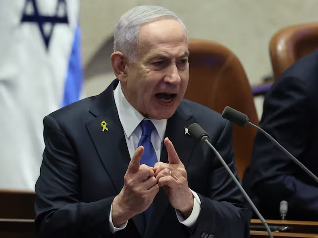 #Gaza a la plus forte proportion d'enfants amputés par habitant au monde.17 000 enfants sont désormais orphelins de père et de mère.60 000 enfants ont perdu au moins un de leurs parents.20 000 enfants ont été assassinés.#Israël a repris sa guerre d'extermination contre les enfants palestiniens.