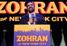 Les médias israéliens stupéfaits par la victoire de Zahran Mamdani à la mairie de New York Zohran Mamdani parle lors d’un discours de victoire lors d’une soirée de veille des élections municipales, le mardi 4 novembre 2025, à New York. (AP Photo/Yuki Iwamura)