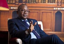 COUP D’ETAT EN GUINEE -BISSAU: L’état-major général des forces armées a annoncé, ce mercredi 26 novembre, la mise en place d’un commandement militaire chargé de prendre le contrôle du pays. Dans son communiqué, l’armée indique que la Constitution et le processus électoral en cours sont suspendus jusqu’à nouvel ordre, le temps de rétablir « les conditions de retour à la normalité oup d'Etat en Guinée - Bissau. Fin du régime d'Umaru Sissoco Embalo trois jours après les élections présidentielle et législatives. Un groupe d'officiers se présentant sous le nom de « Haut commandement militaire pour la restauration de l’ordre » affirme avoir pris le contrôle du pays « jusqu’à nouvel ordre ».