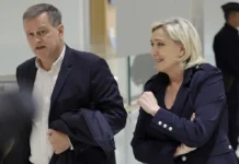 Louis Aliot, maire de Perpignan et ancien compagnon de Marine Le Pen, d’apparaître – malgré lui – dans la correspondance de Jeffrey Epstein. Louis Aliot, maire de Perpignan et ancien compagnon de Marine Le Pen, d’apparaître – malgré lui – dans la correspondance de Jeffrey Epstein.