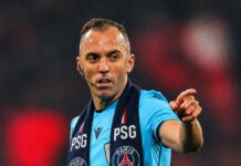 C’est ça, la corruption dans le football. On aborde des matchs dont l’issue est déjà décidée d’avance, et c’est à l’arbitre de la faire respecter.