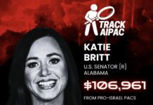 RITUEL D’HUMILIATION Au lieu de rendre hommage aux près de 3 000 Américains qui ont perdu la vie le 11 septembre, la républicaine Katie Britt a réussi à transformer cet anniversaire en un hommage à Israël, en affirmant que le 7 octobre avait été BIEN pire. Elle s’est vendue politiquement à l’AIPAC pour la modique somme de 107 000 dollars.