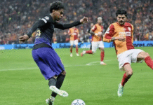 Lamine Yamal ? et bien c’est à ça que ressemble un meilleur joueur du monde !technique , maestria , moments magiques à tous les matchs, effet Wow permanent, le mec te fait lever de ton siège sur un contrôle, une passe, ou un dribble vous voyez Lamine Yamal ? et bien c'est à ça que ressemble un meilleur joueur du monde ! technique , maestria , moments magiques à tous les matchs, effet Wow permanent, le mec te fait lever de ton siège sur un contrôle, une passe, ou un dribble inventé la vieille à l'entraînement. admirez l'artiste, et arrêtez de gaver le monde avec la comptabilité des tap-in inutiles de votre gourou, ça n'intéresse personne.
